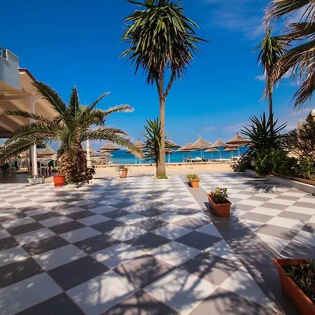 Hotel Artur Ksamil