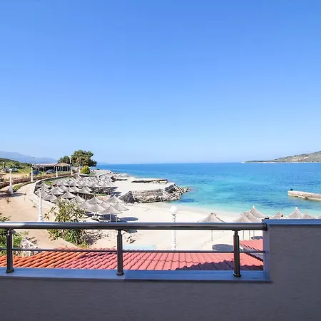 Artur Hotel