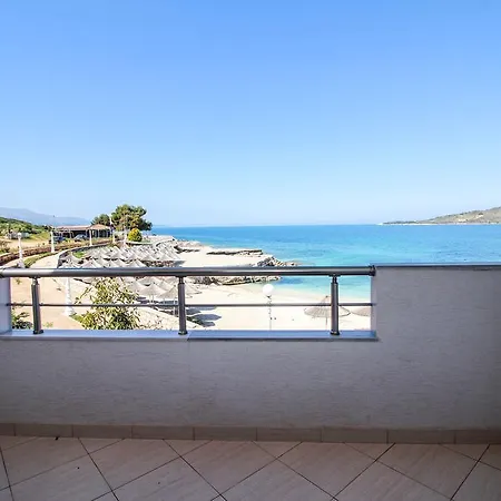 Hotel Artur 3*